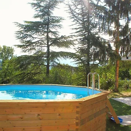 Dom wakacyjny Pleasant Holiday In With Private Swimming Pool Force